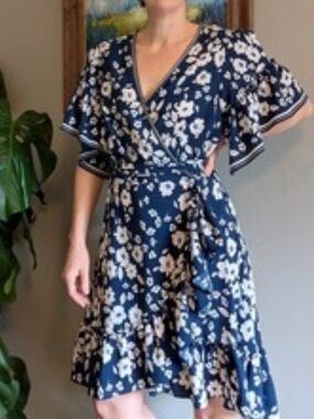 Max Studio Navy Floral Tie-Waist Wrap Tunic
